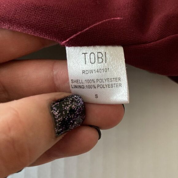 Tobi Feeling Cami Shift Dress Easy Swing Sleeveless Maroon Chiffon Size Small - Picture 6 of 7